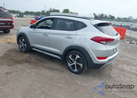 2017 Hyundai Tucson Value из США, поврежденный, VIN KM8J33A28HU558479